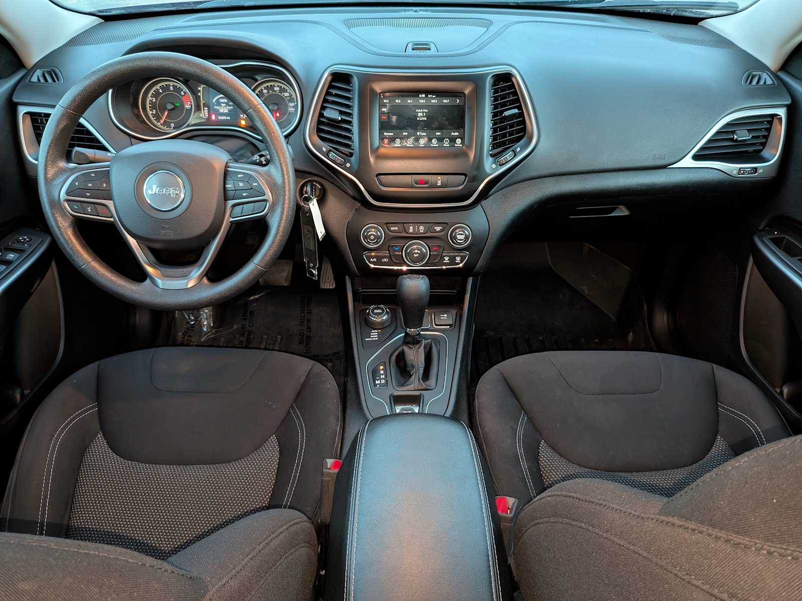 Thumbnail: 2021 Jeep Cherokee - 30