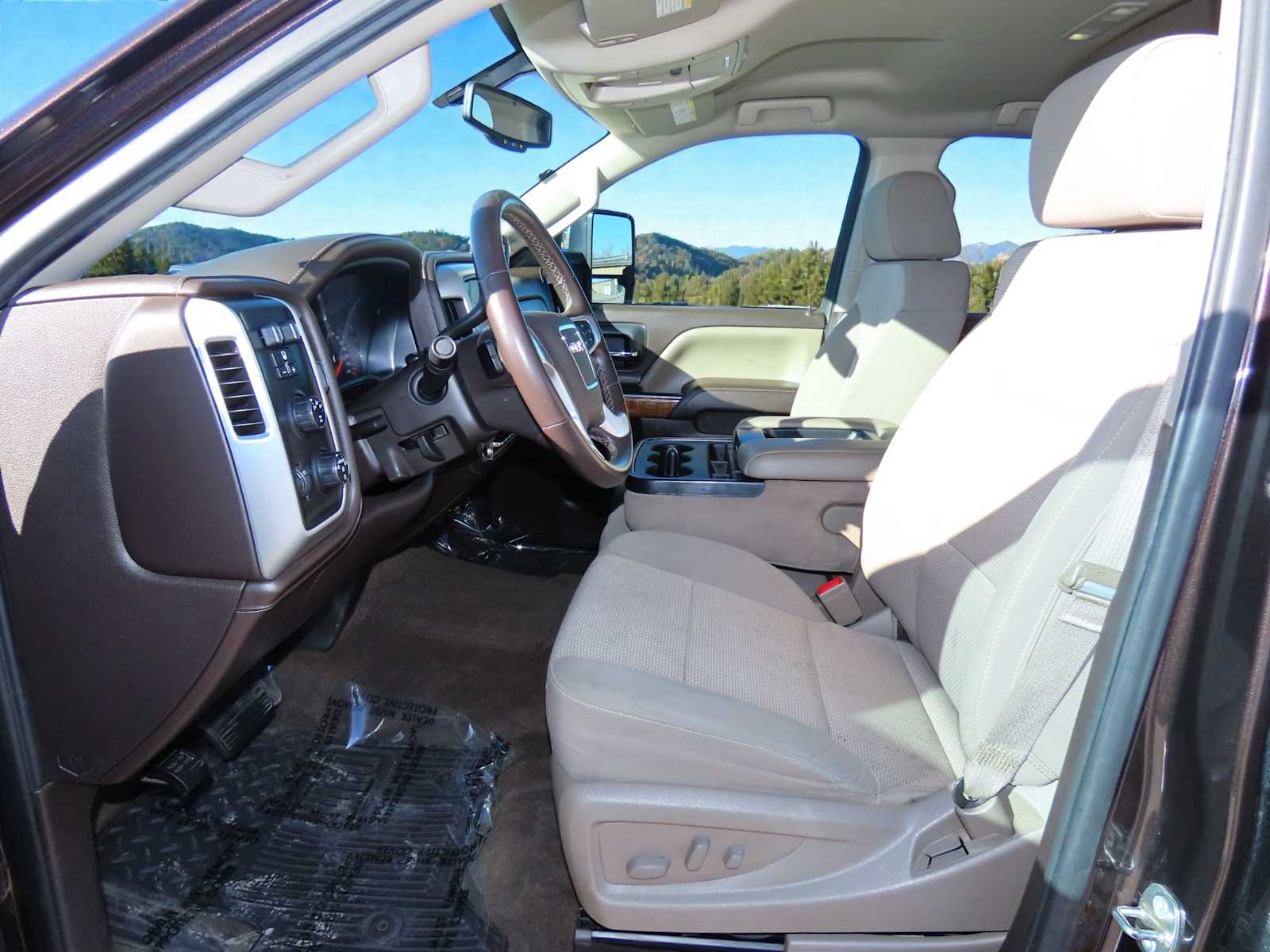 Thumbnail: 2016 GMC Sierra 2500 - 17