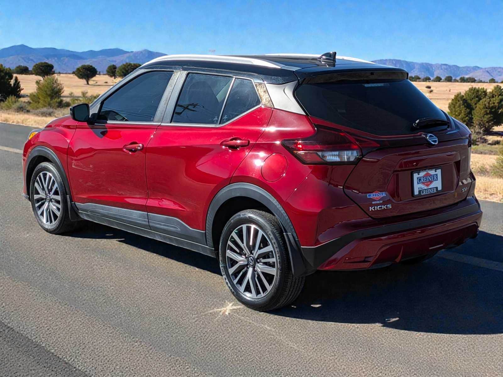 Thumbnail: 2021 Nissan Kicks - 4
