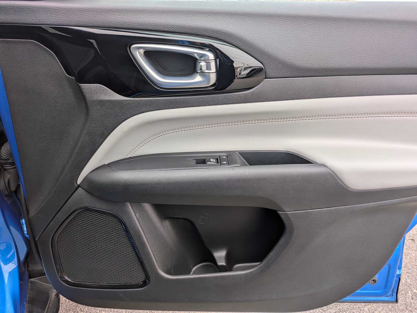 Thumbnail: 2025 Jeep Compass - 21