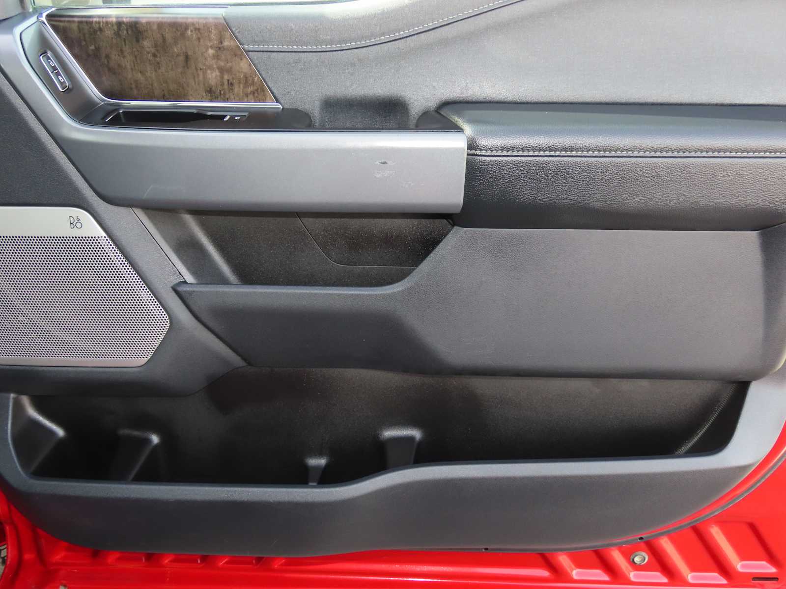 Thumbnail: 2023 Ford Econoline - 24