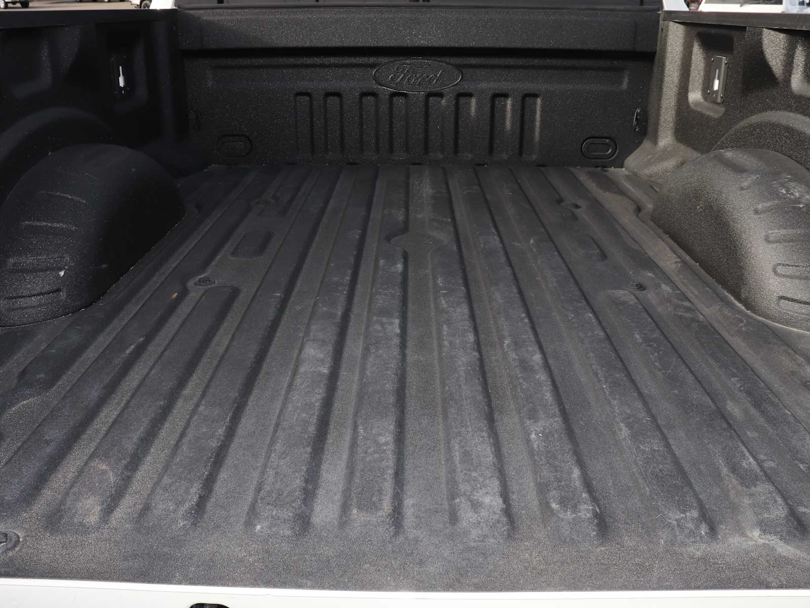 Thumbnail: 2020 Ford Econoline - 41