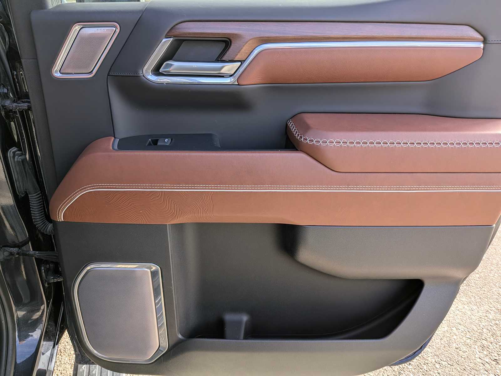 Thumbnail: 2023 GMC Sierra 1500 - 29