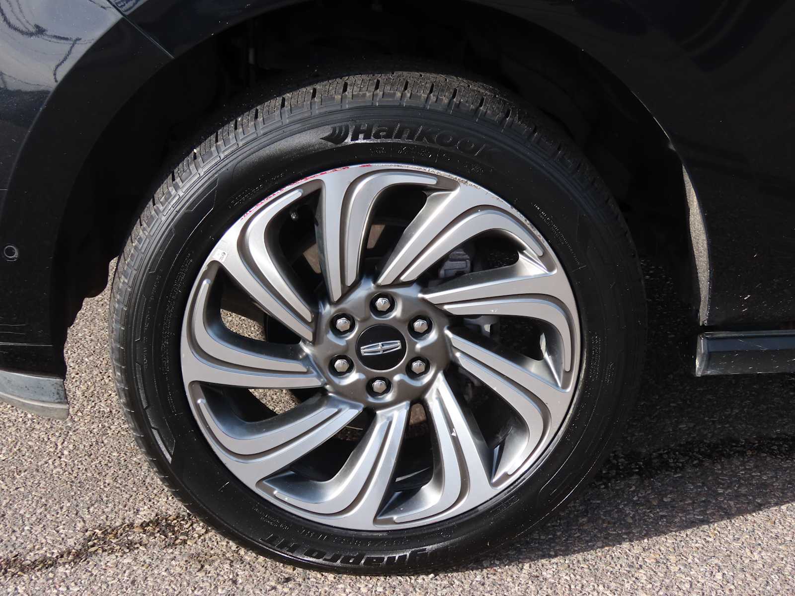 Thumbnail: 2024 Lincoln Navigator L - 12