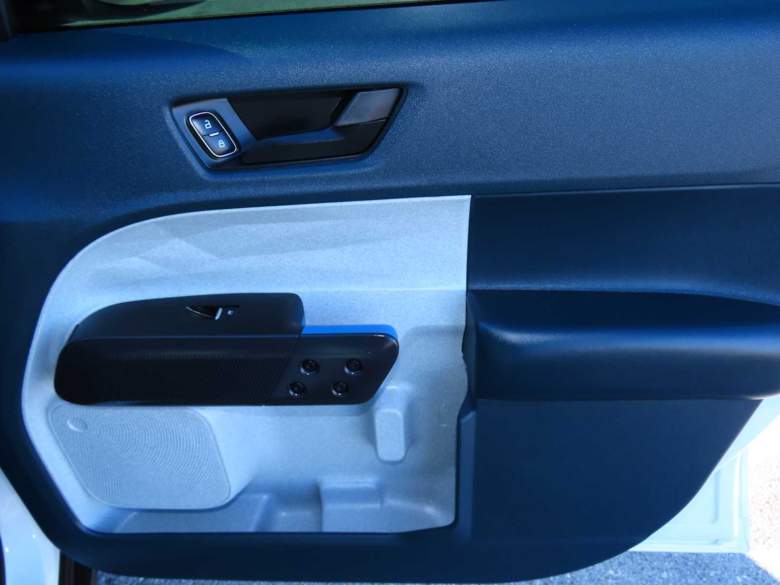 Thumbnail: 2025 Ford Maverick - 20