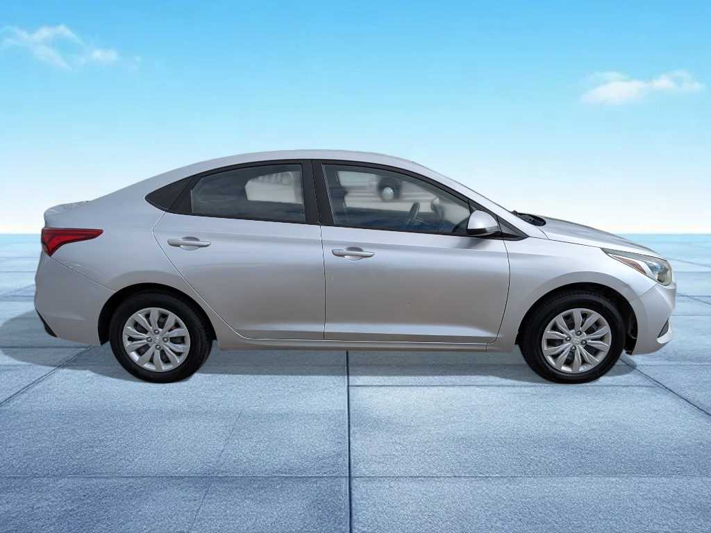 2019 Hyundai Accent SE 7