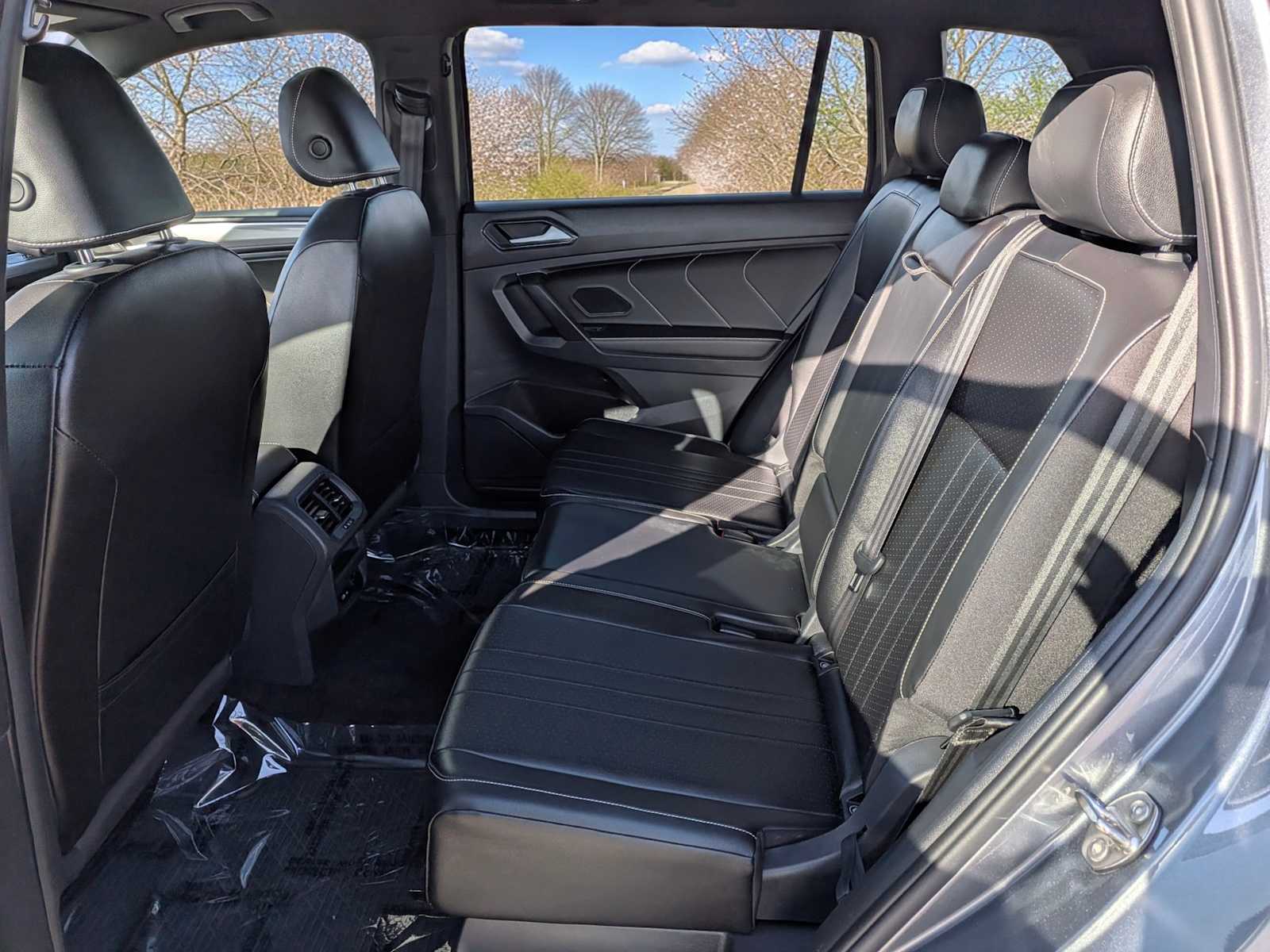 Thumbnail: 2024 Volkswagen Tiguan - 19