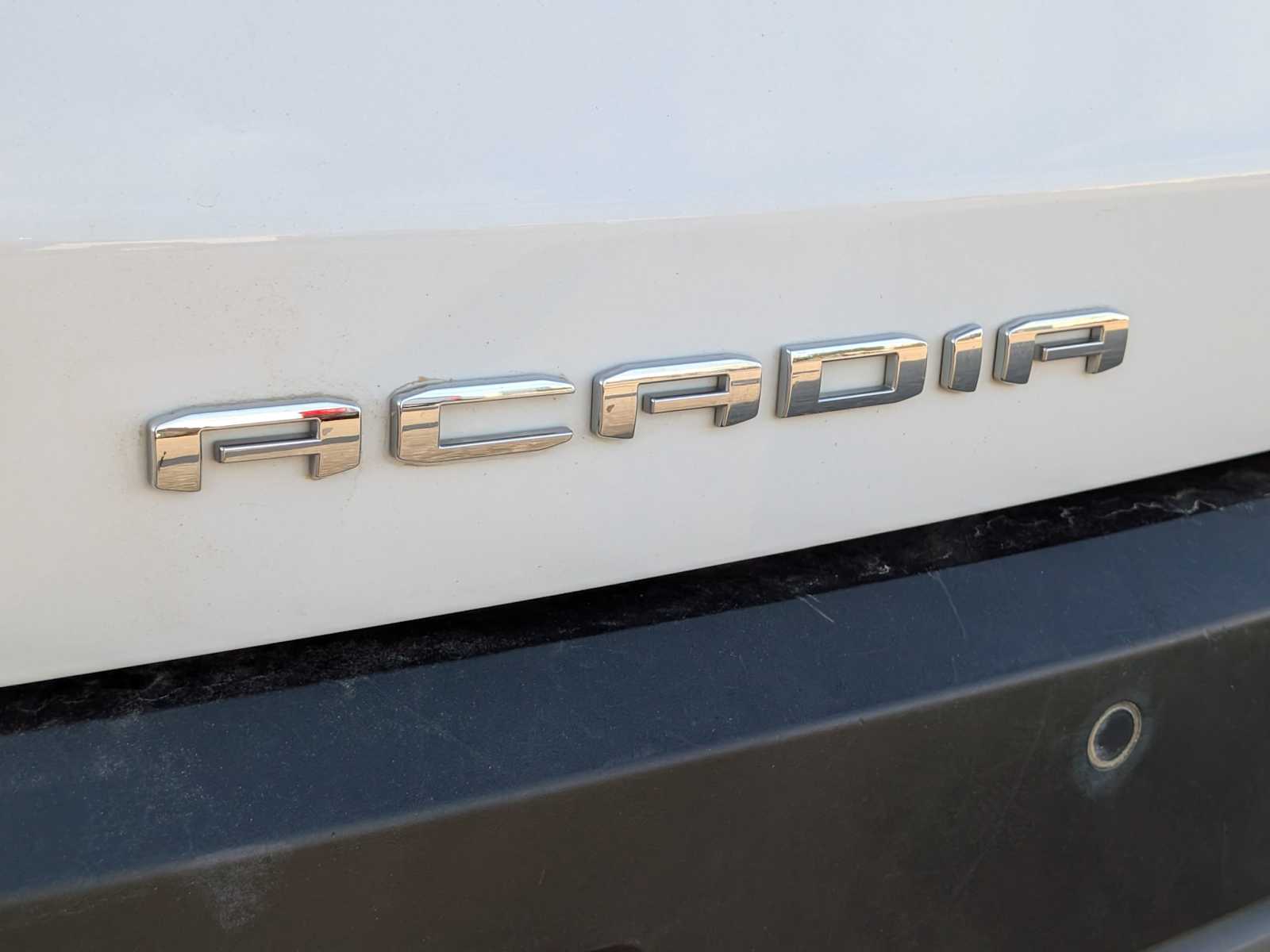 2022 GMC Acadia AT4 13