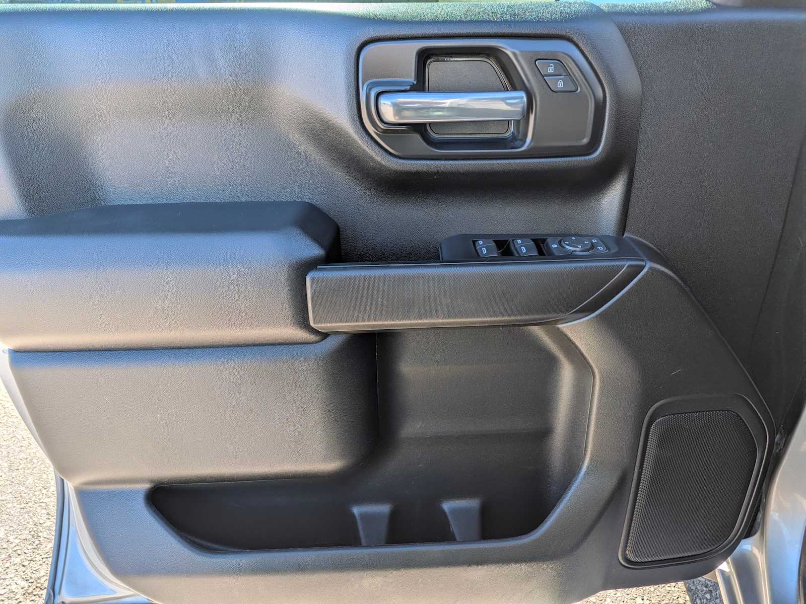 Thumbnail: 2024 Chevrolet Silverado 1500 - 17