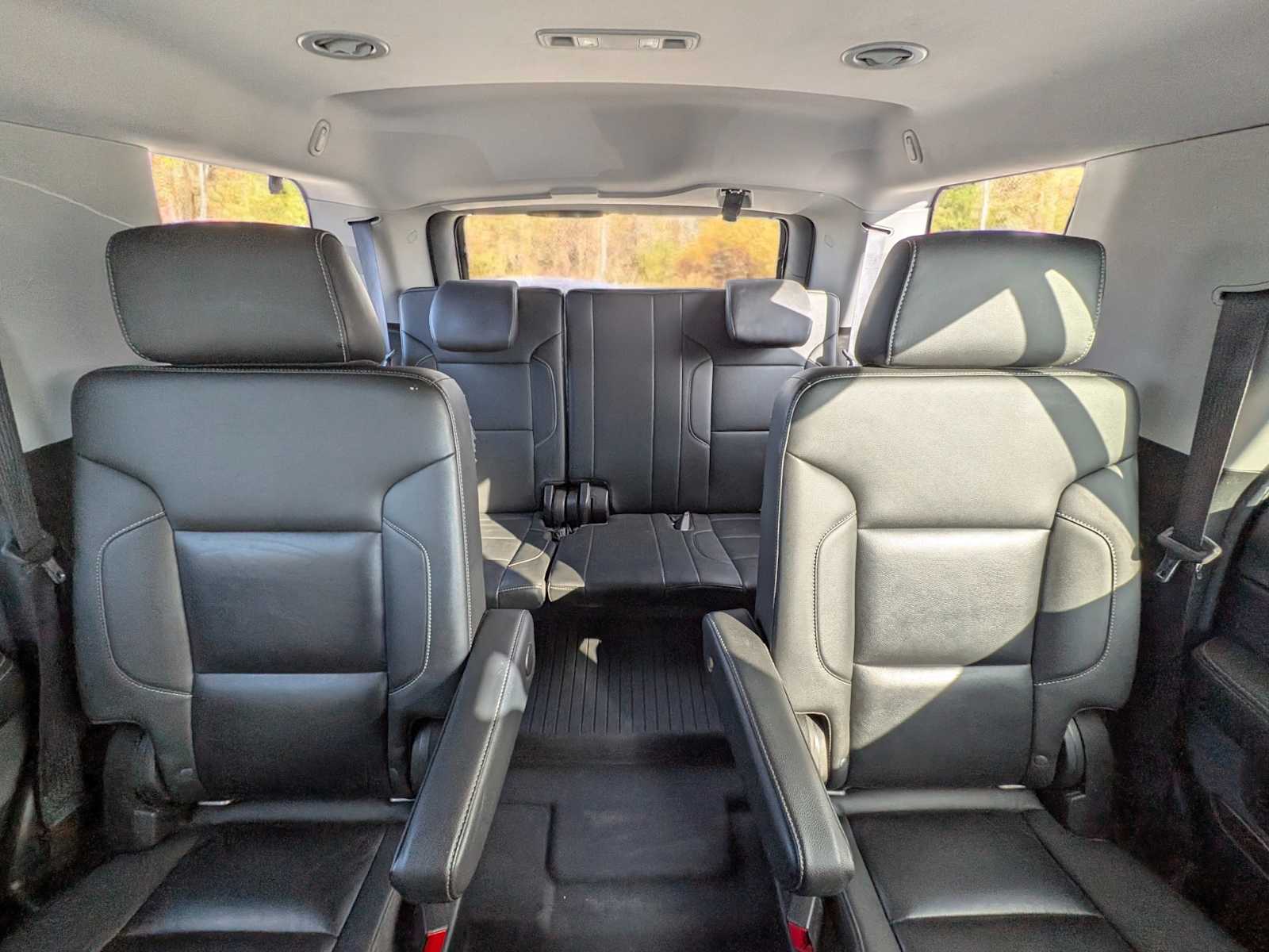 Thumbnail: 2018 Chevrolet Tahoe - 28