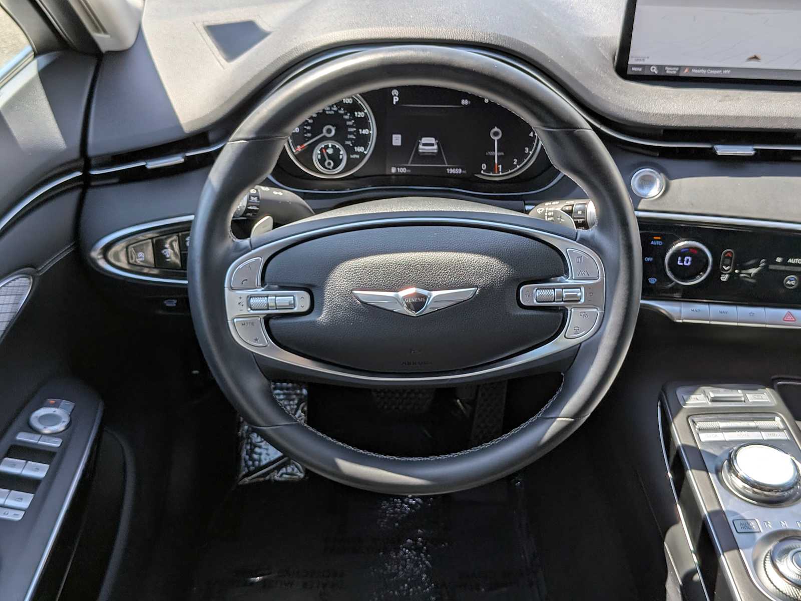 Thumbnail: 2025 Genesis GV70 - 33