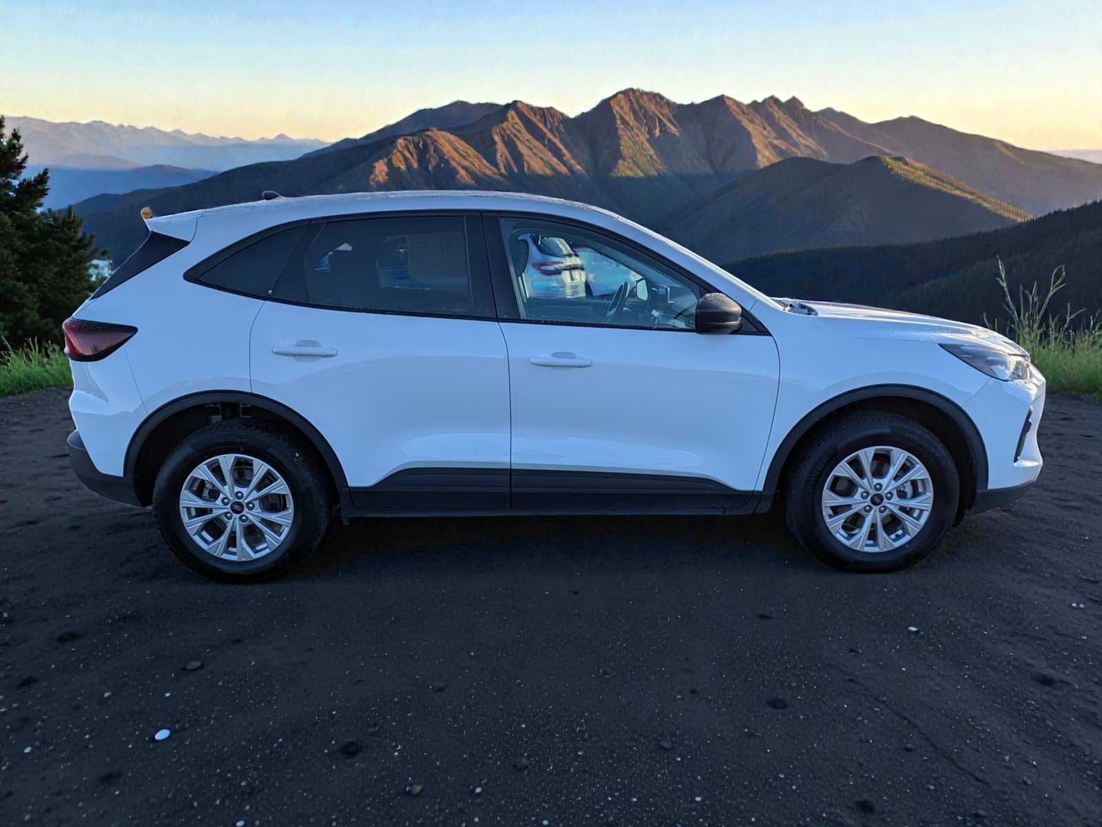 Thumbnail: 2025 Ford Escape - 6