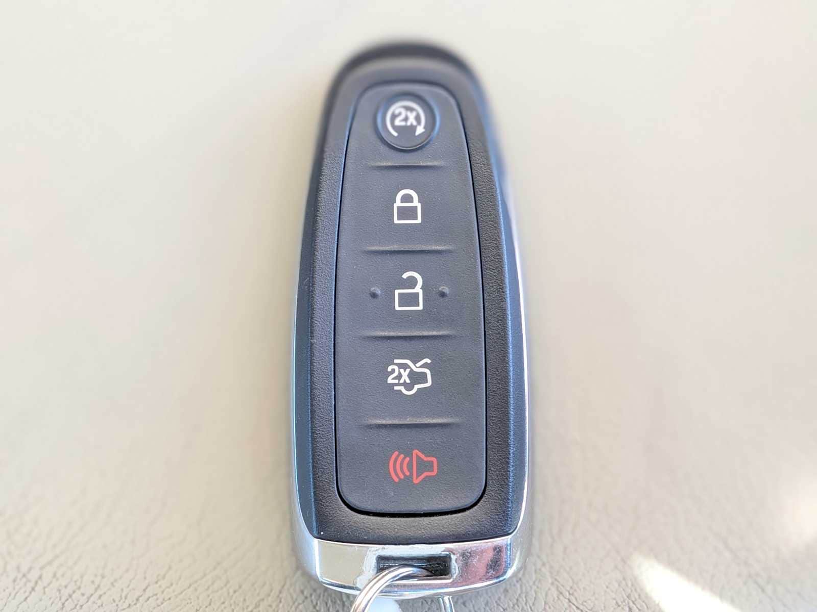 Thumbnail: 2016 Ford Flex - 33