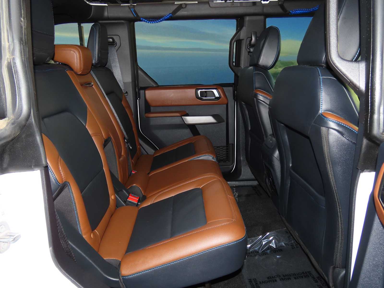 Thumbnail: 2022 Ford Bronco - 28