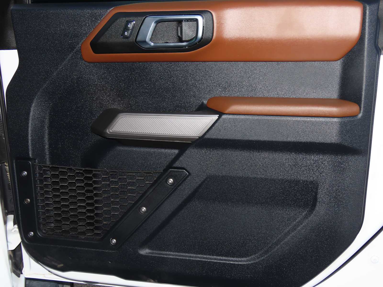 Thumbnail: 2022 Ford Bronco - 26