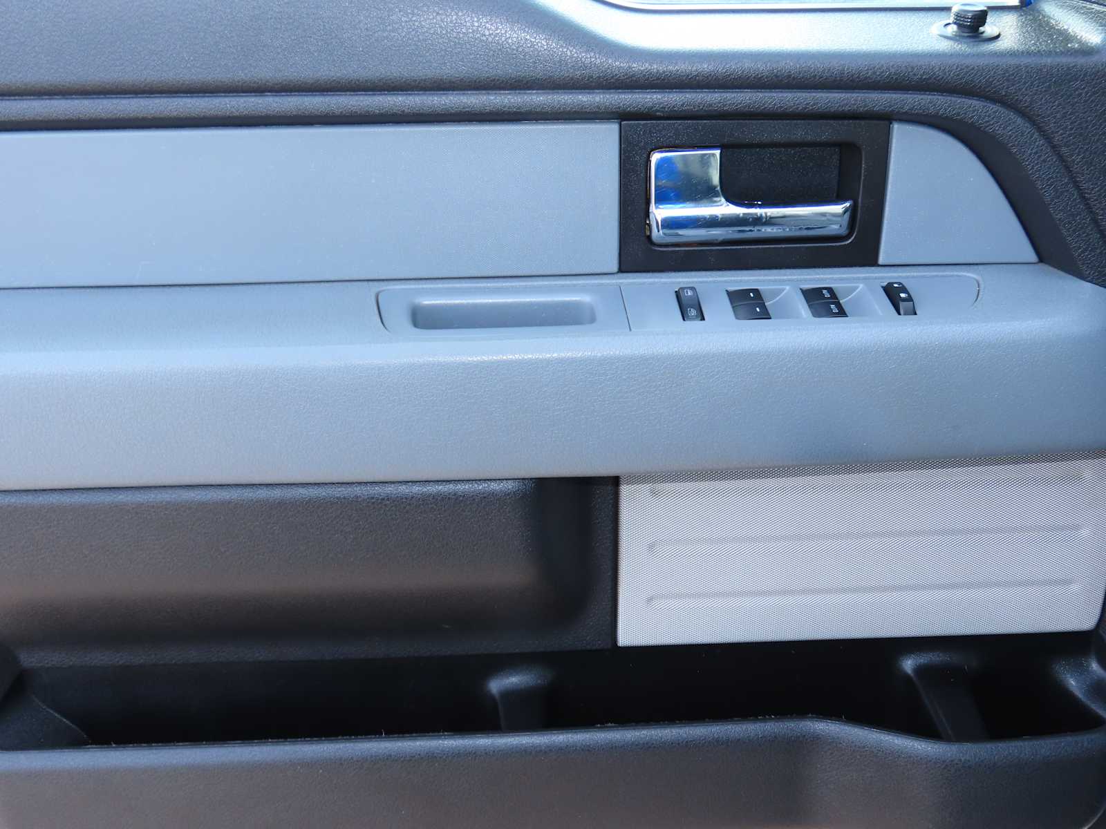 Thumbnail: 2013 Ford F-150 - 16