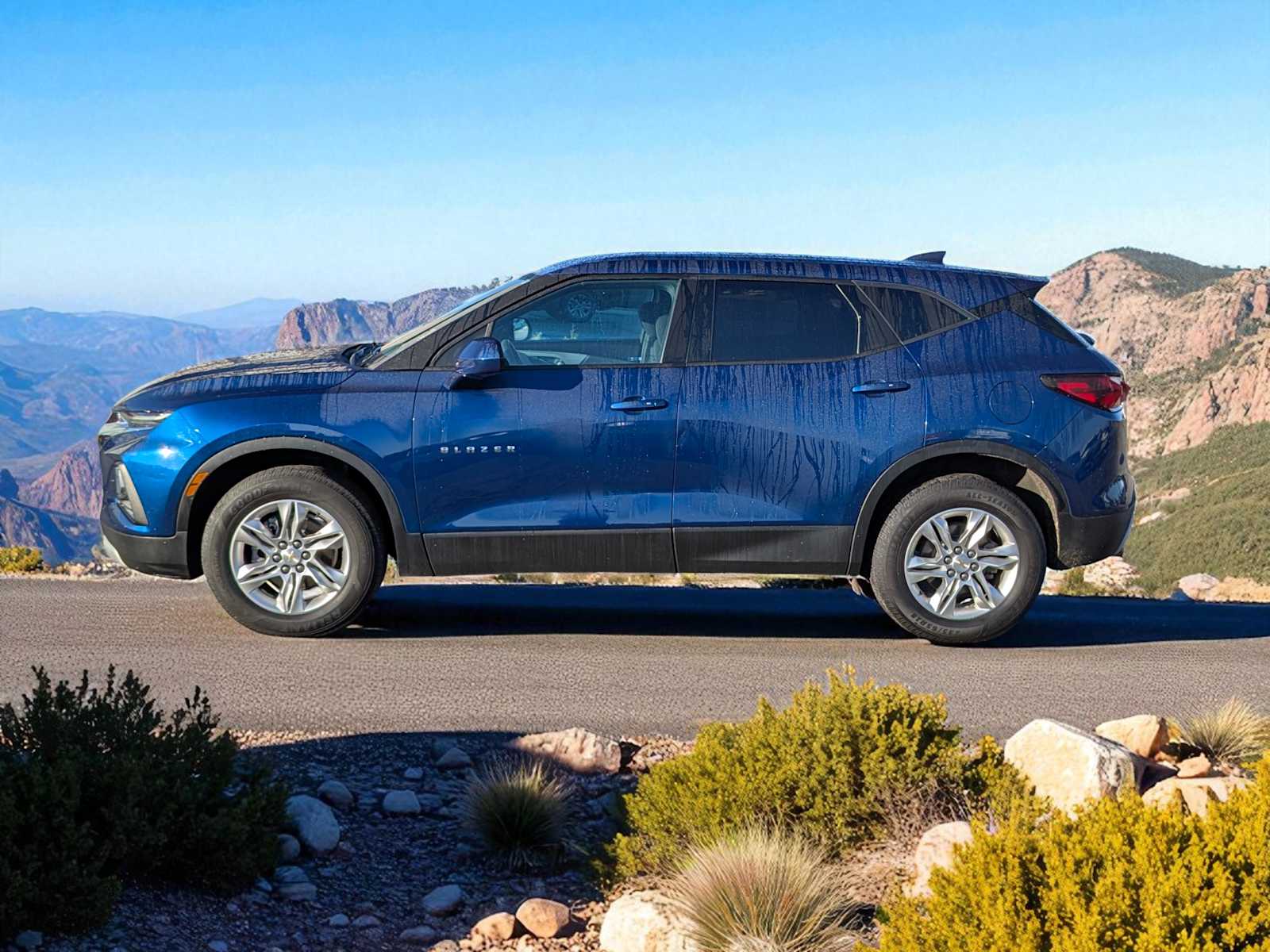 Thumbnail: 2022 Chevrolet Blazer - 3