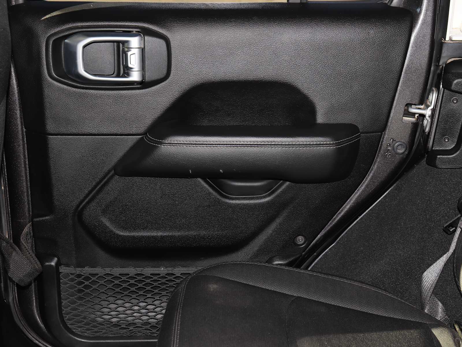 Thumbnail: 2020 Jeep Wrangler - 20