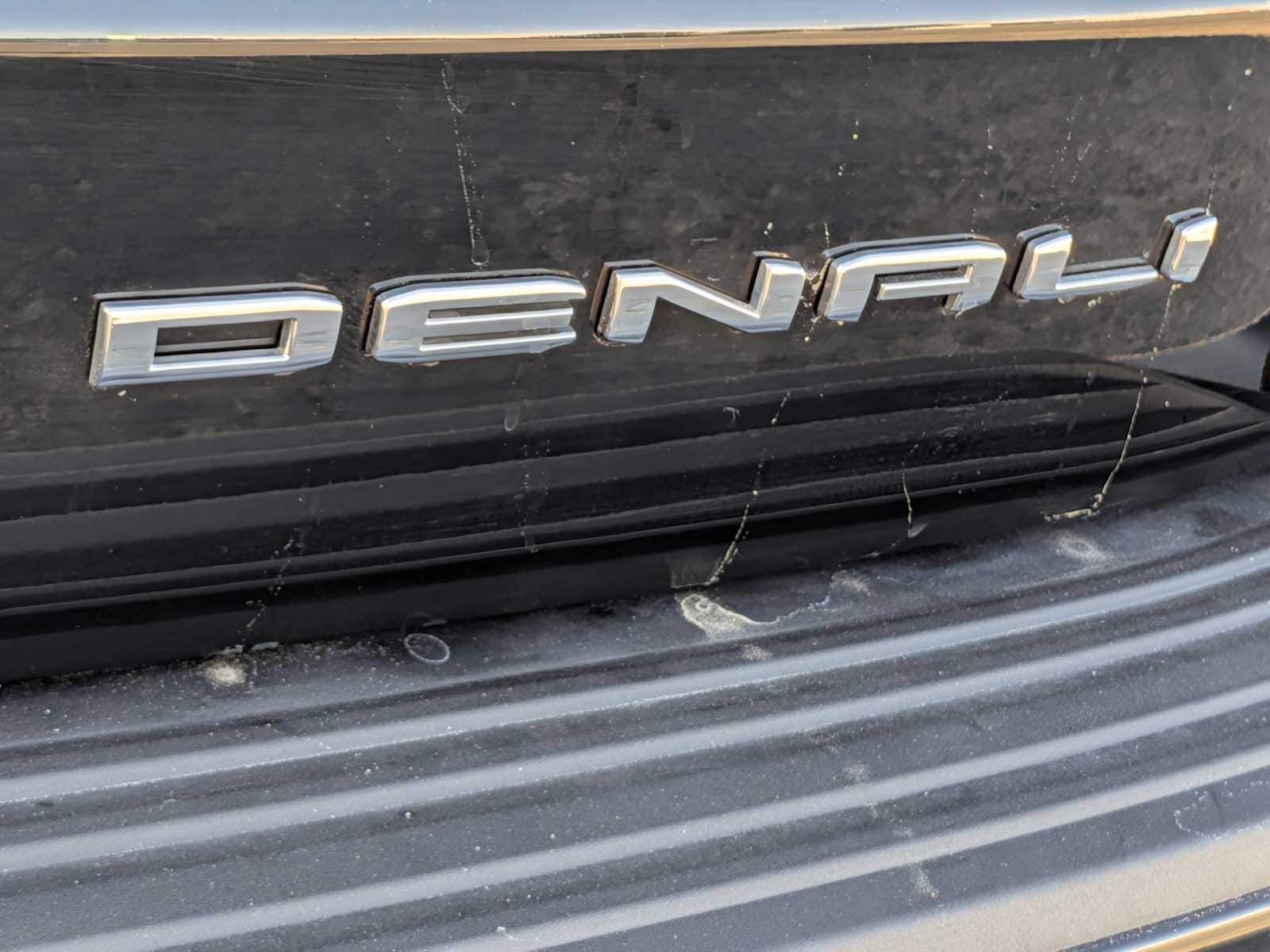 Thumbnail: 2022 GMC Yukon XL - 13