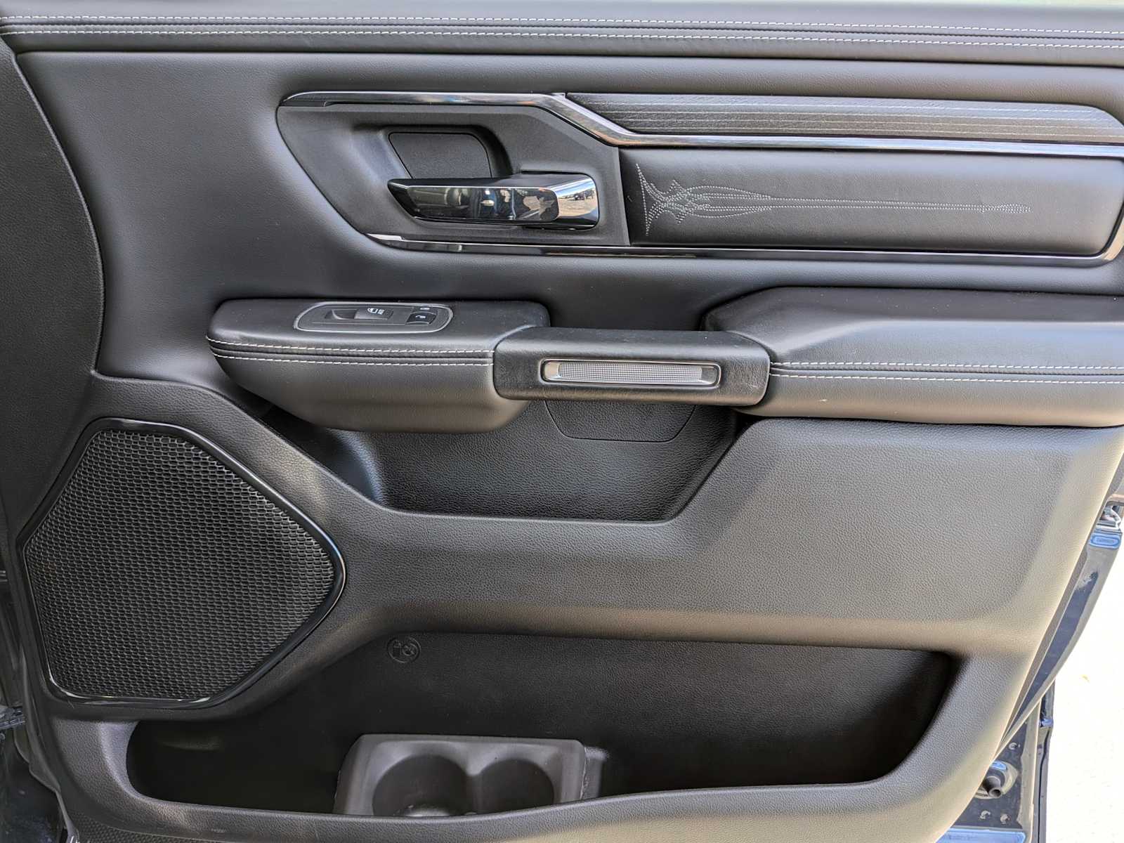 Thumbnail: 2023 RAM 1500 - 27