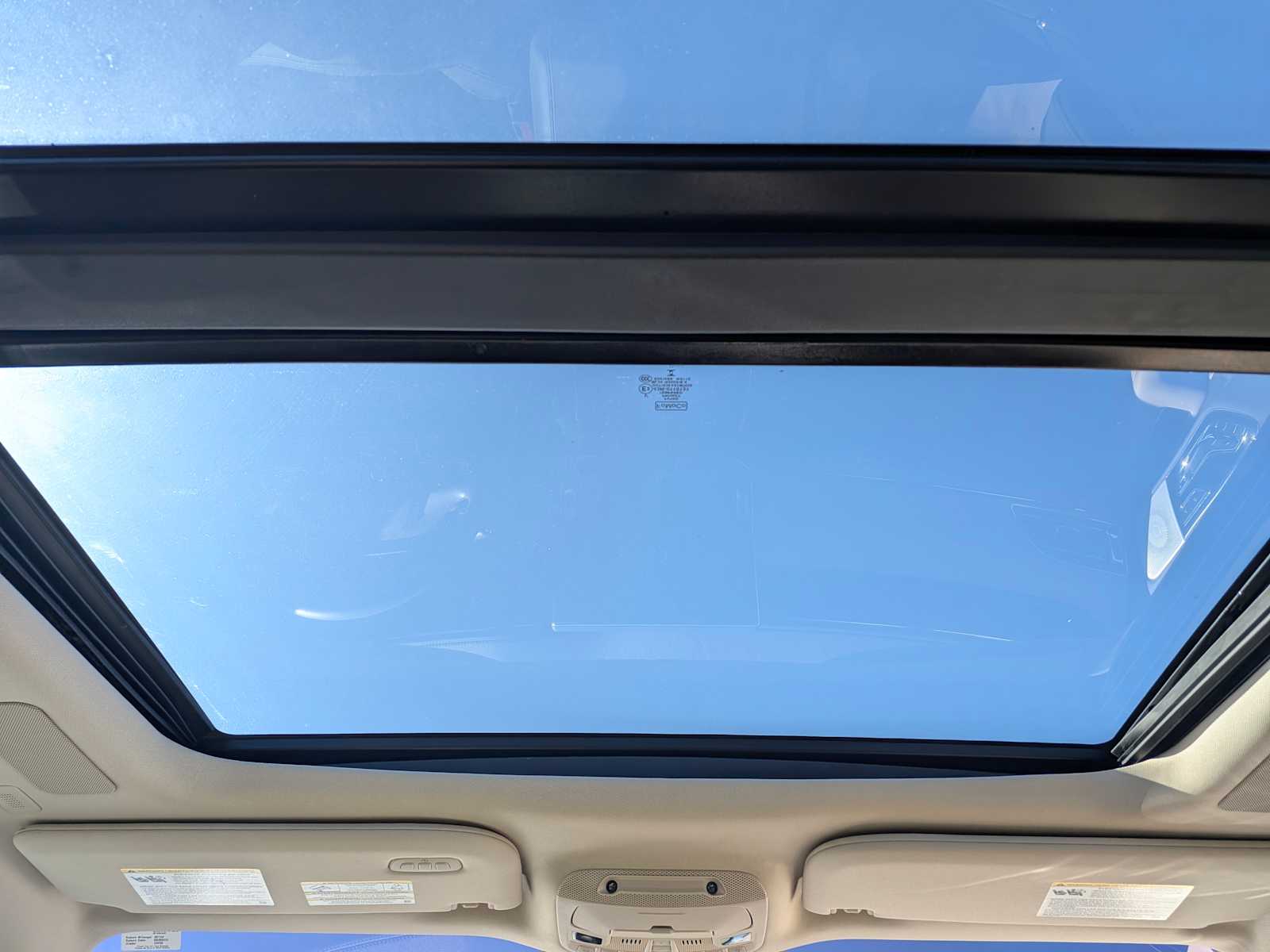 Thumbnail: 2023 Lincoln Navigator - 17