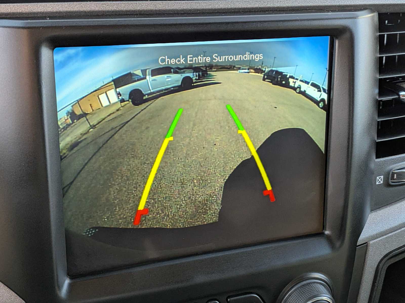 Thumbnail: 2019 RAM 1500 Classic - 29