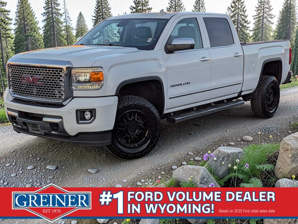 Used 2017 GMC Sierra 2500HD Denali Truck Crew Cab