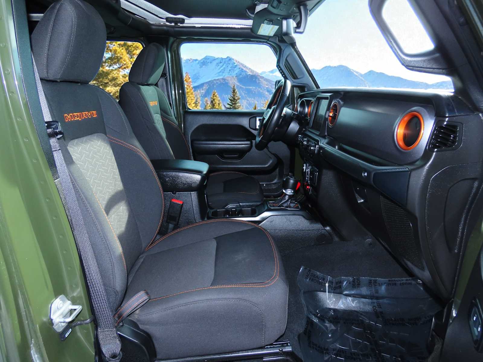 Thumbnail: 2023 Jeep Gladiator - 20