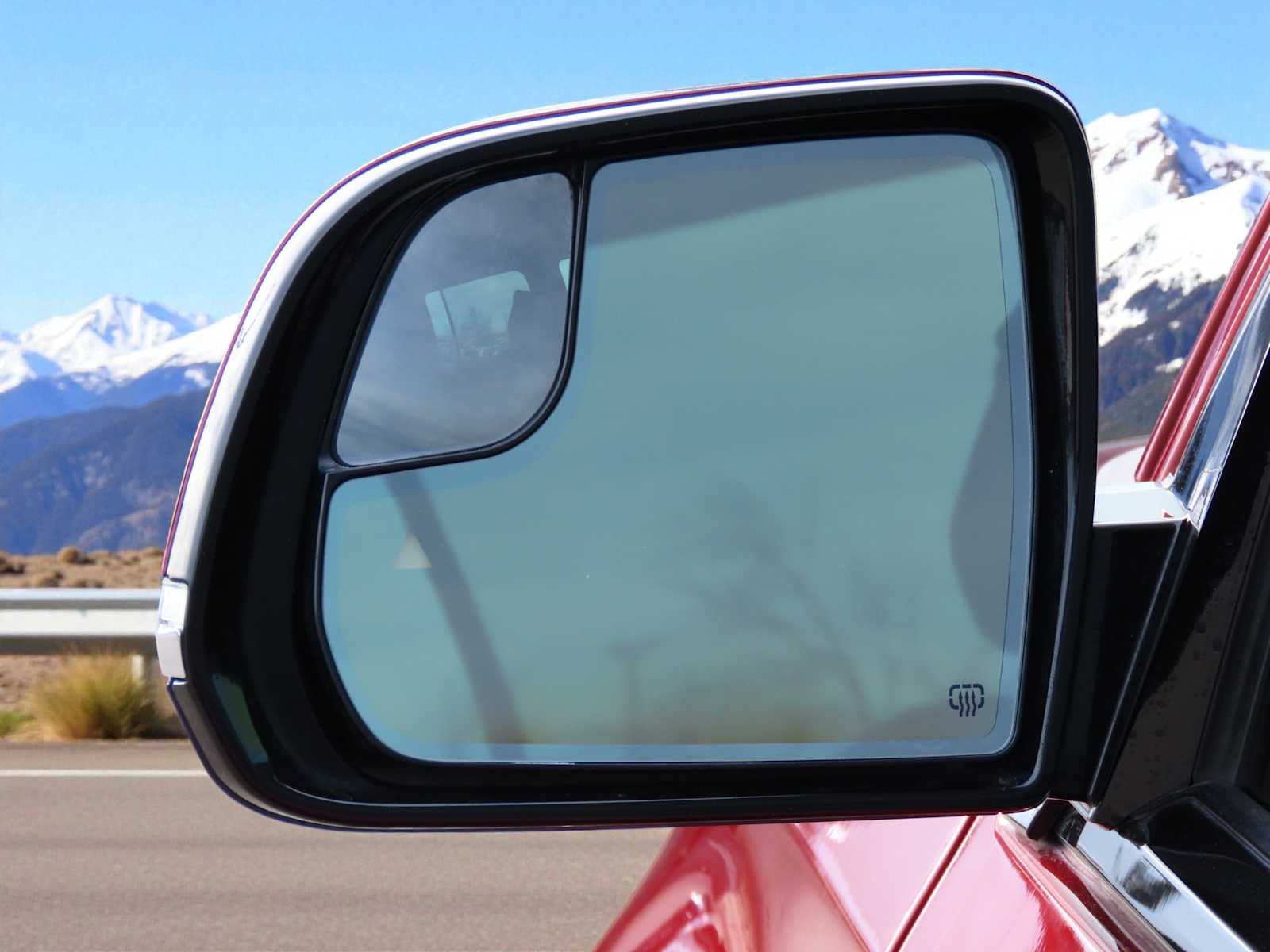 Thumbnail: 2022 Jeep Wagoneer - 12