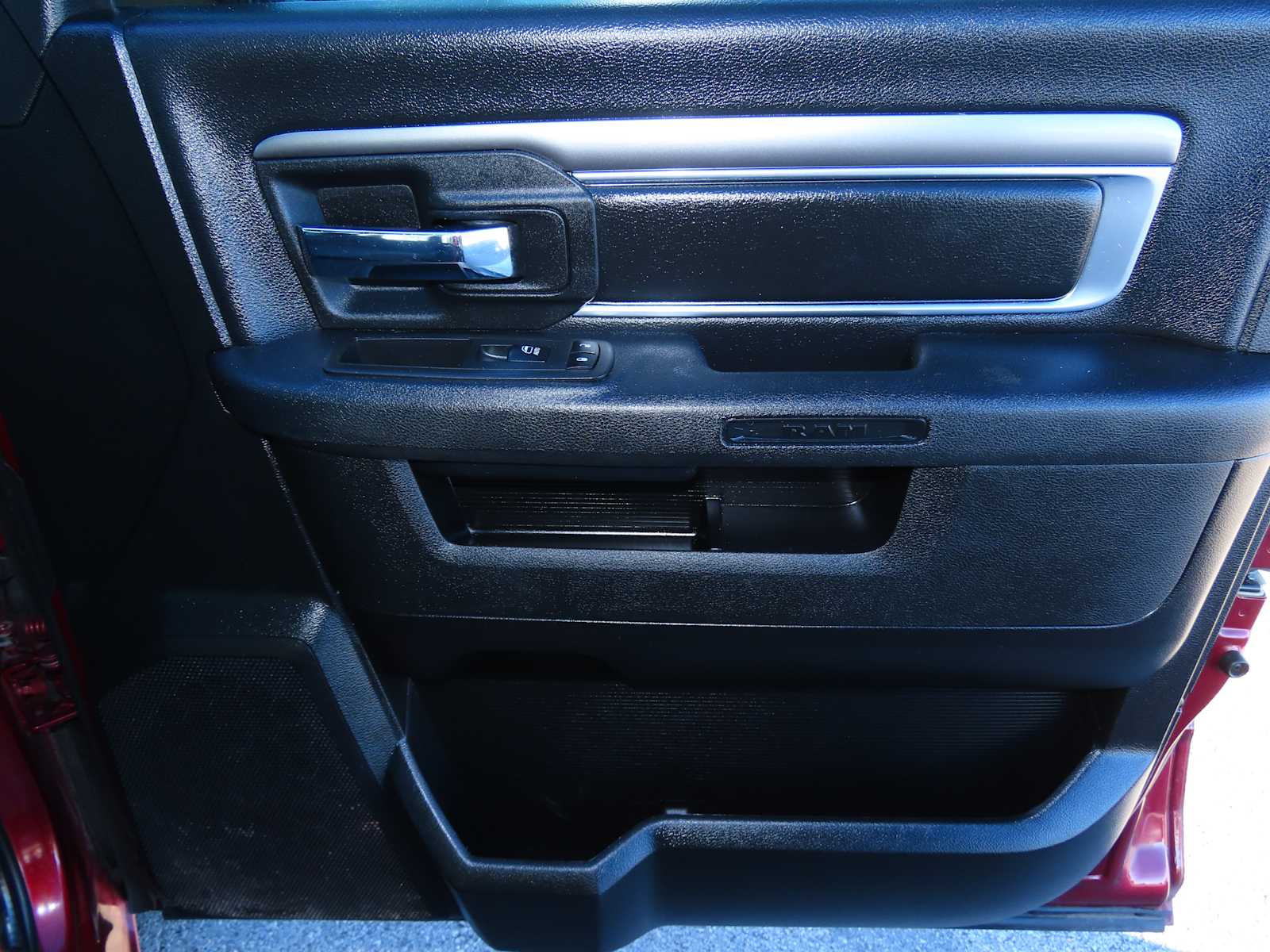 Thumbnail: 2021 RAM 1500 Classic - 21