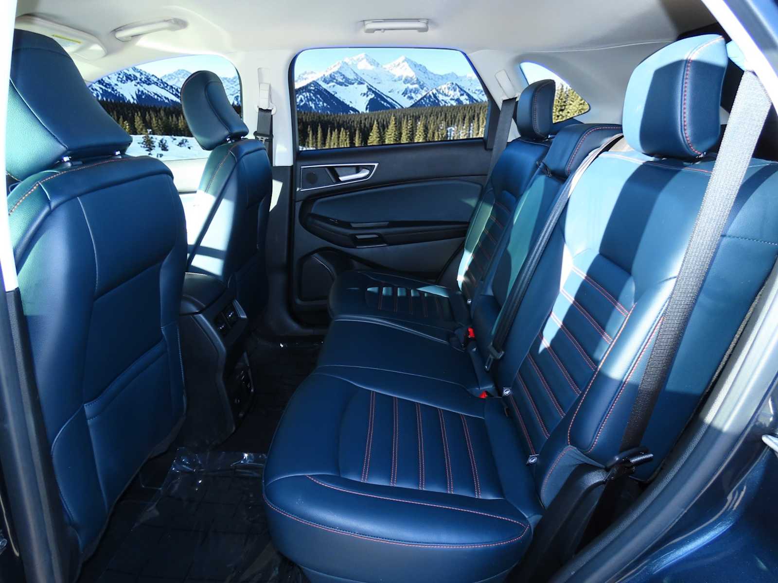 Thumbnail: 2023 Ford Edge - 19