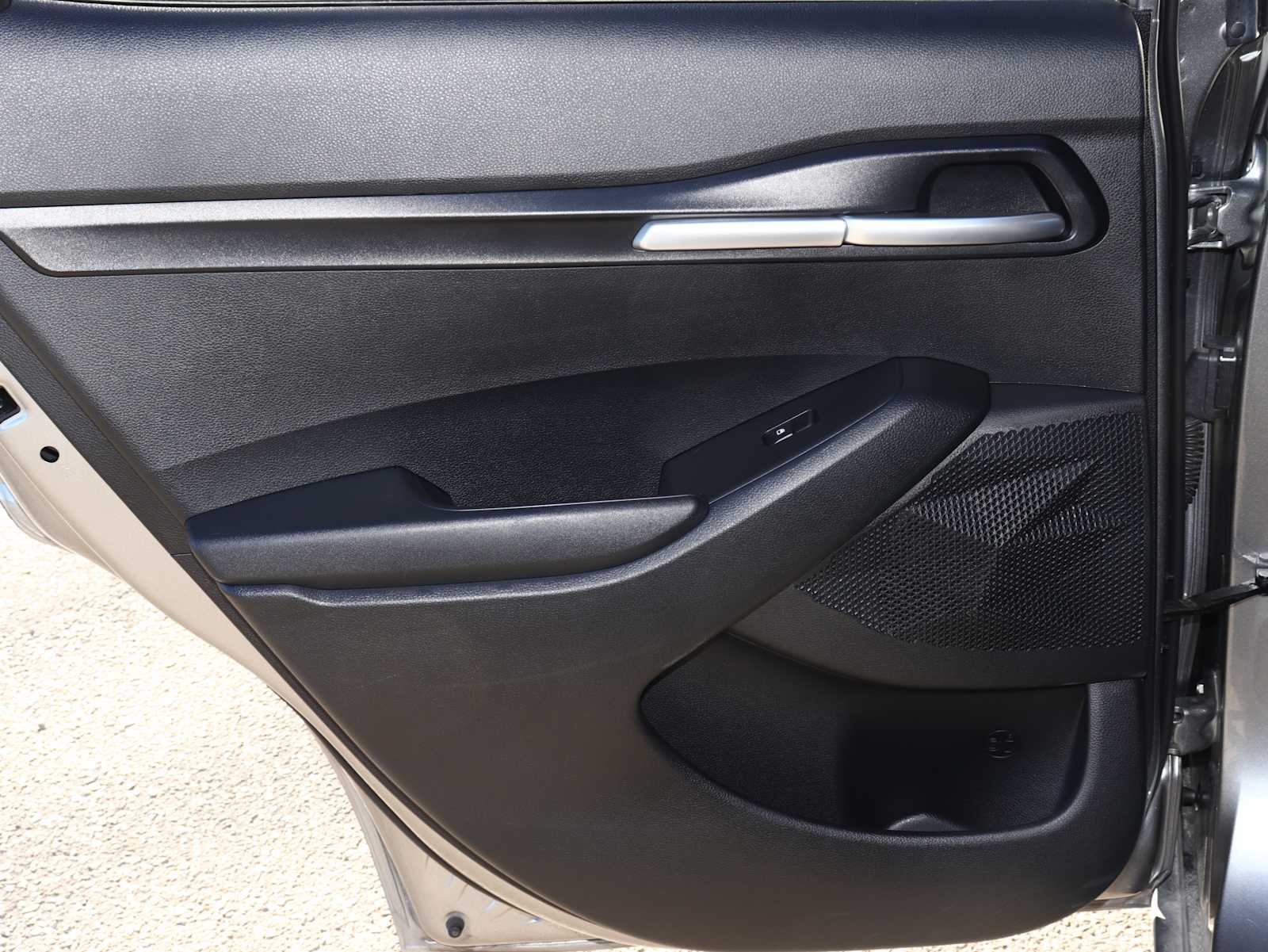 Thumbnail: 2023 Kia Seltos - 22