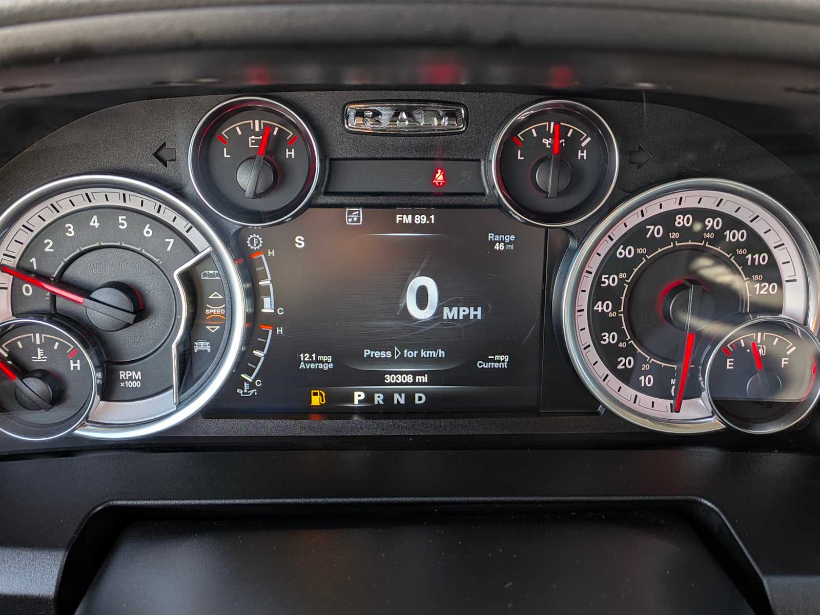 Thumbnail: 2019 RAM 1500 Classic - 32