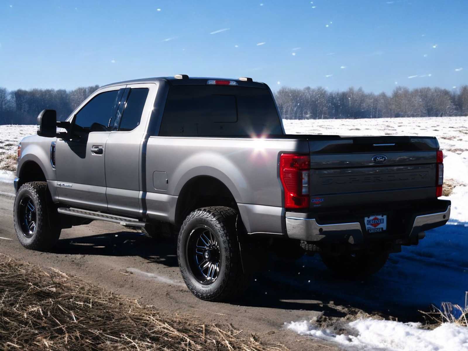 2022 Ford F-250 Lariat photo 4