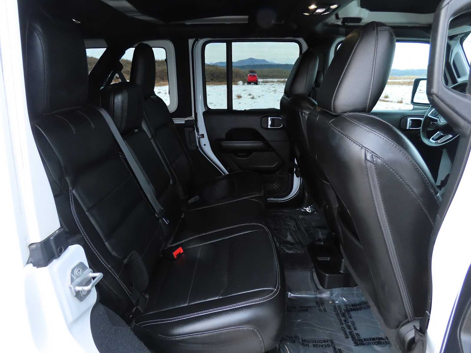 Thumbnail: 2019 Jeep Wrangler - 25