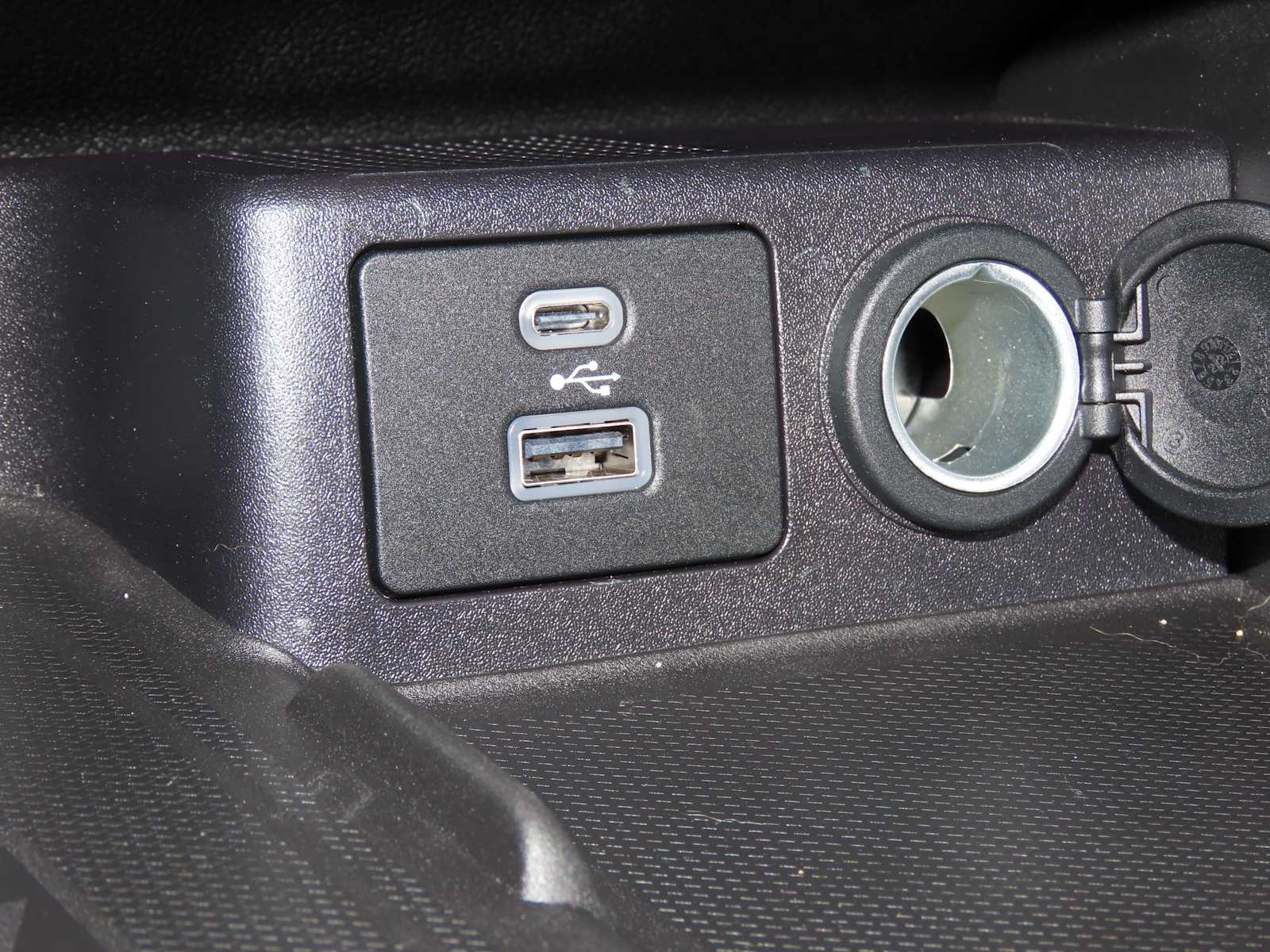 Thumbnail: 2023 Ford Escape - 29