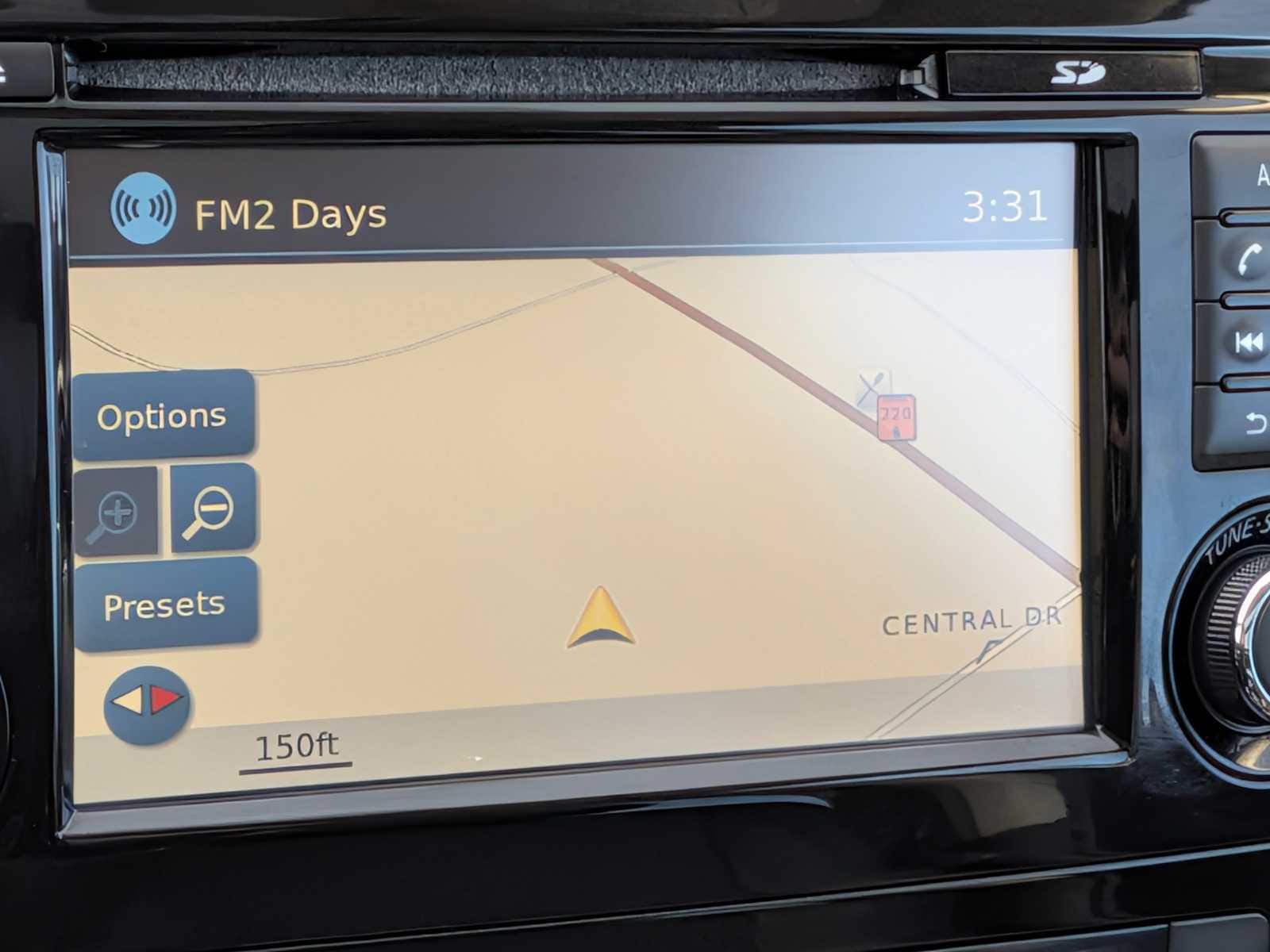 Thumbnail: 2015 Nissan Rogue - 29