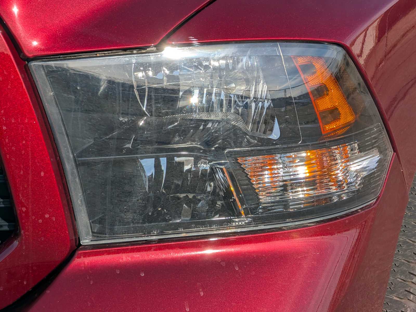 Thumbnail: 2019 RAM 1500 Classic - 10