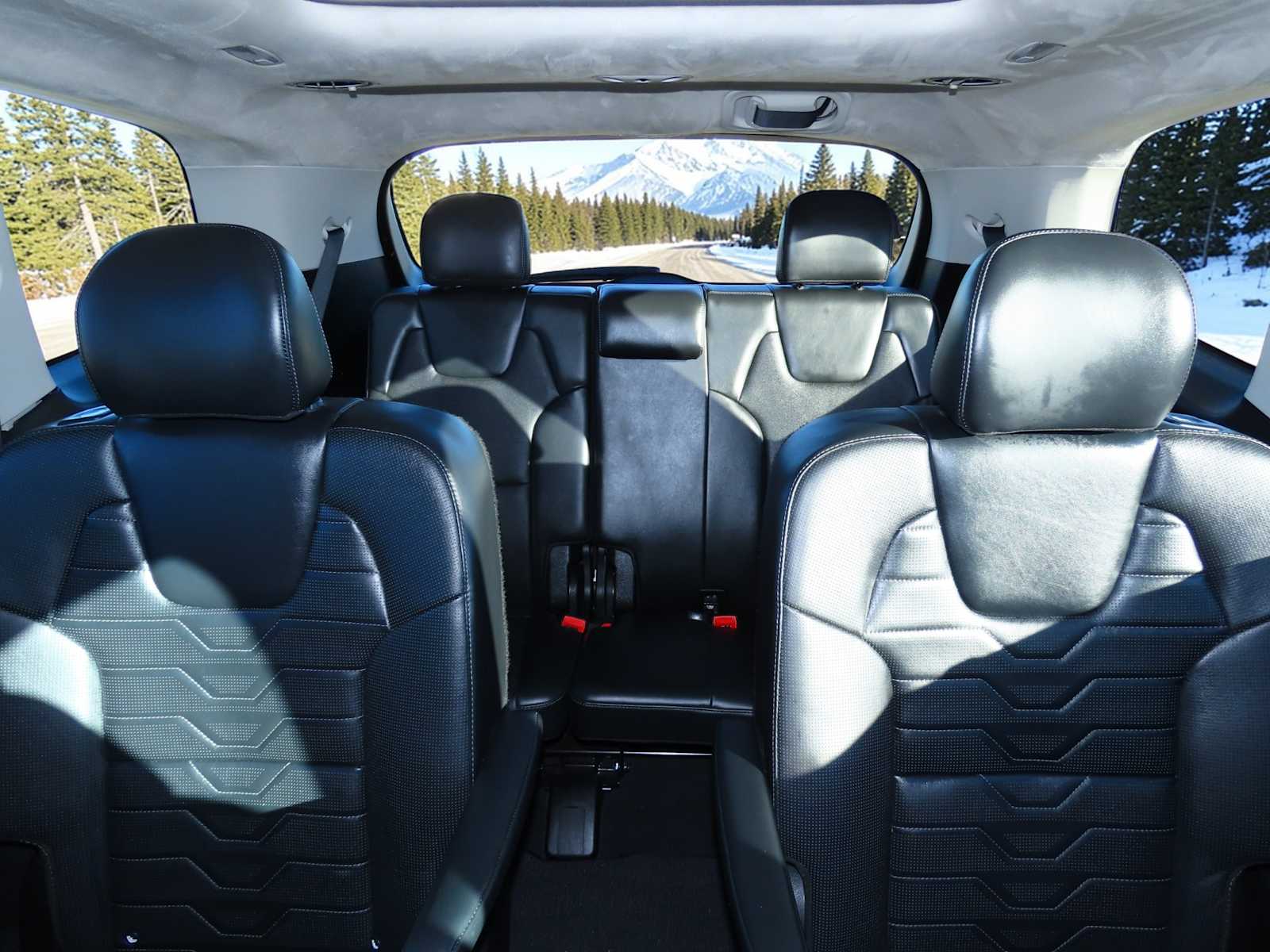 Thumbnail: 2020 Kia Telluride - 24