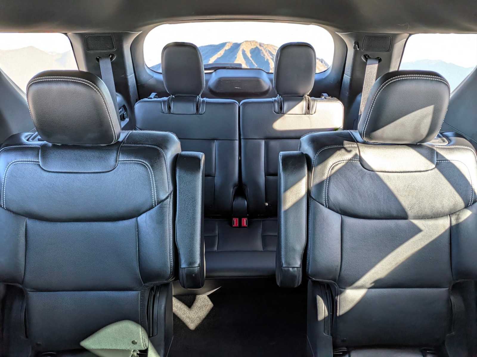 Thumbnail: 2020 Ford Explorer - 24