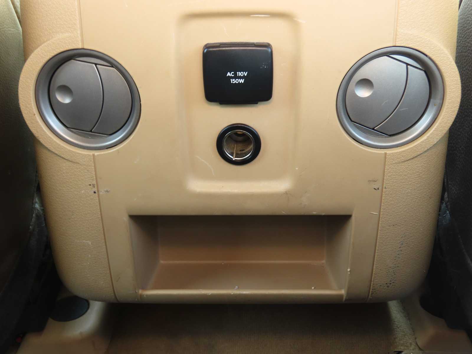 Thumbnail: 2015 Ford Econoline - 32