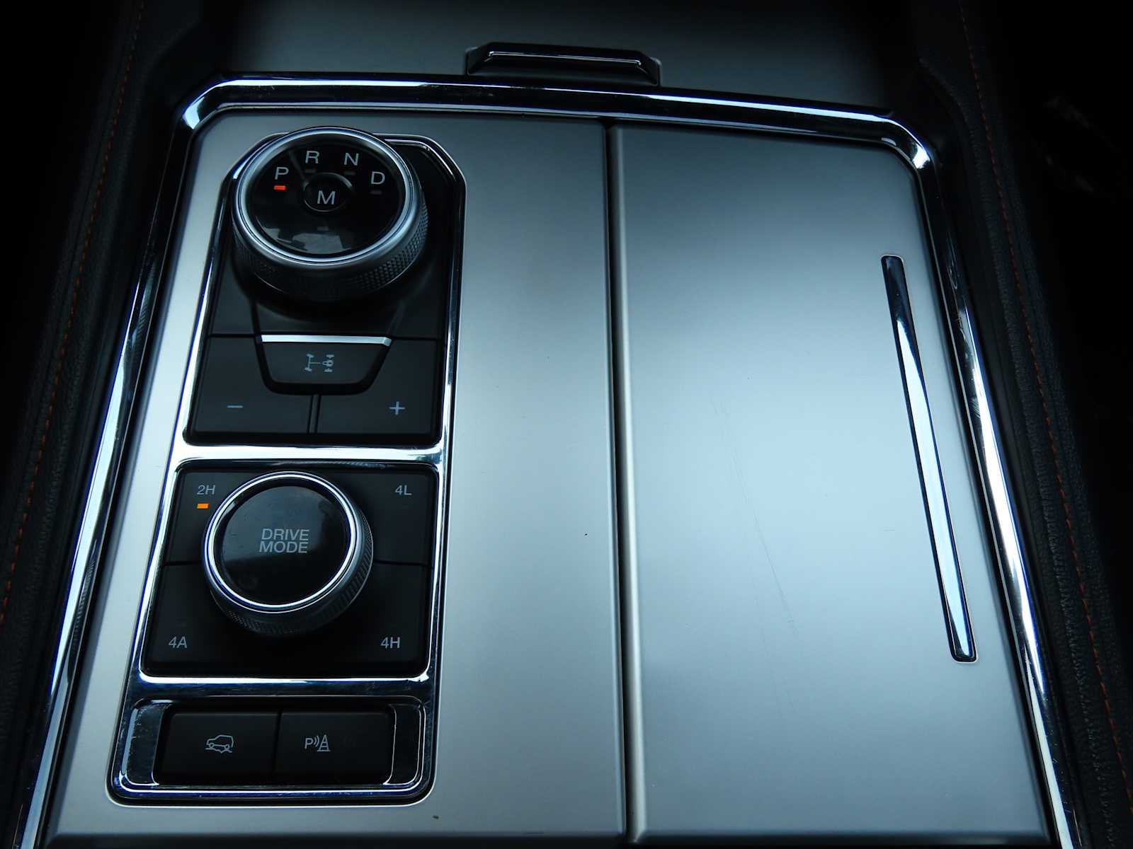 Thumbnail: 2024 Ford Expedition - 32