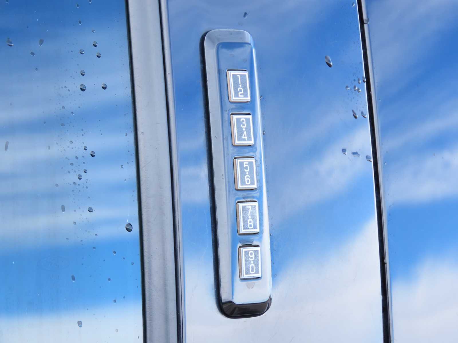 Thumbnail: 2021 Ford F-150 - 17