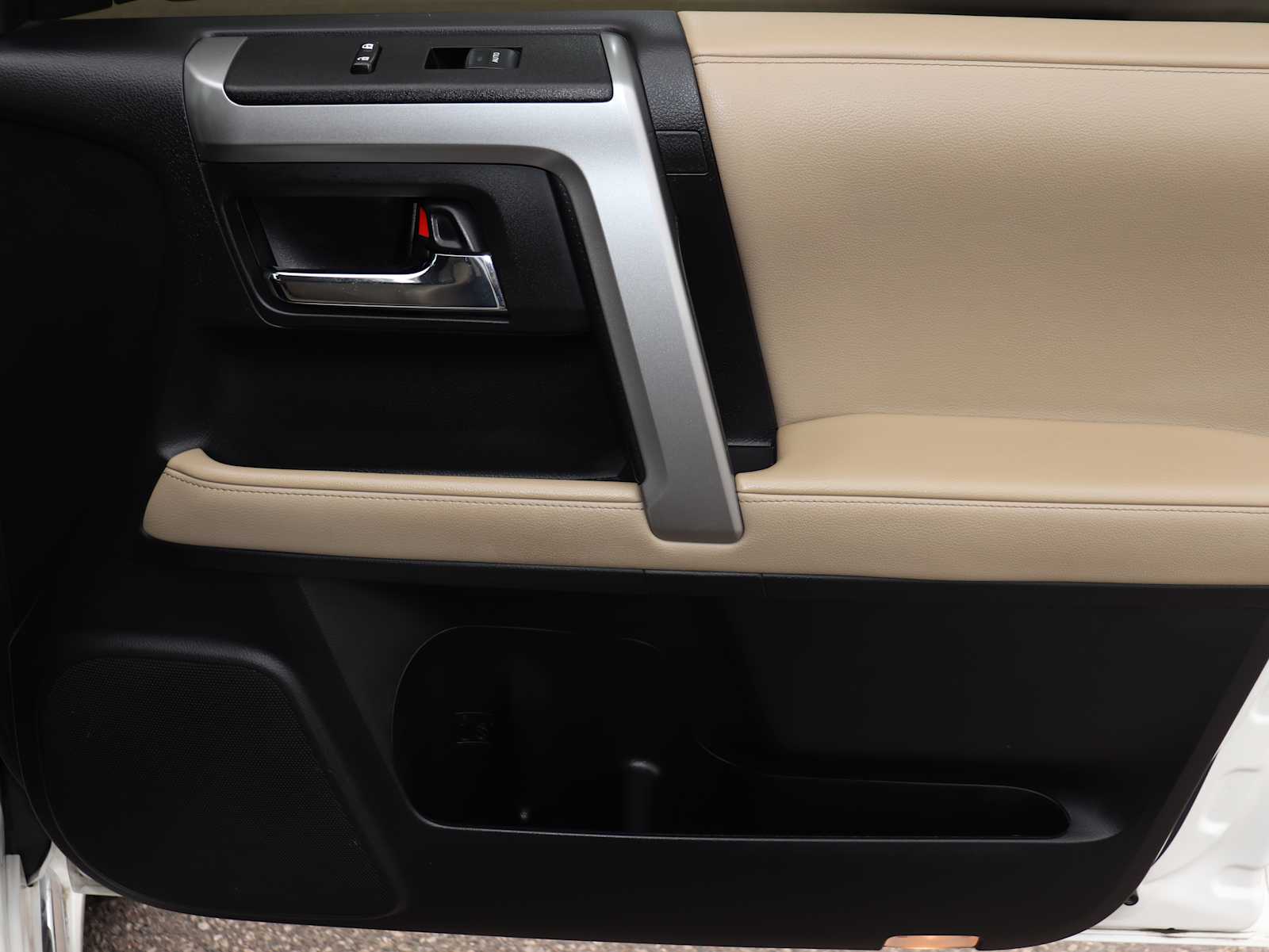 Thumbnail: 2022 Toyota 4Runner - 24