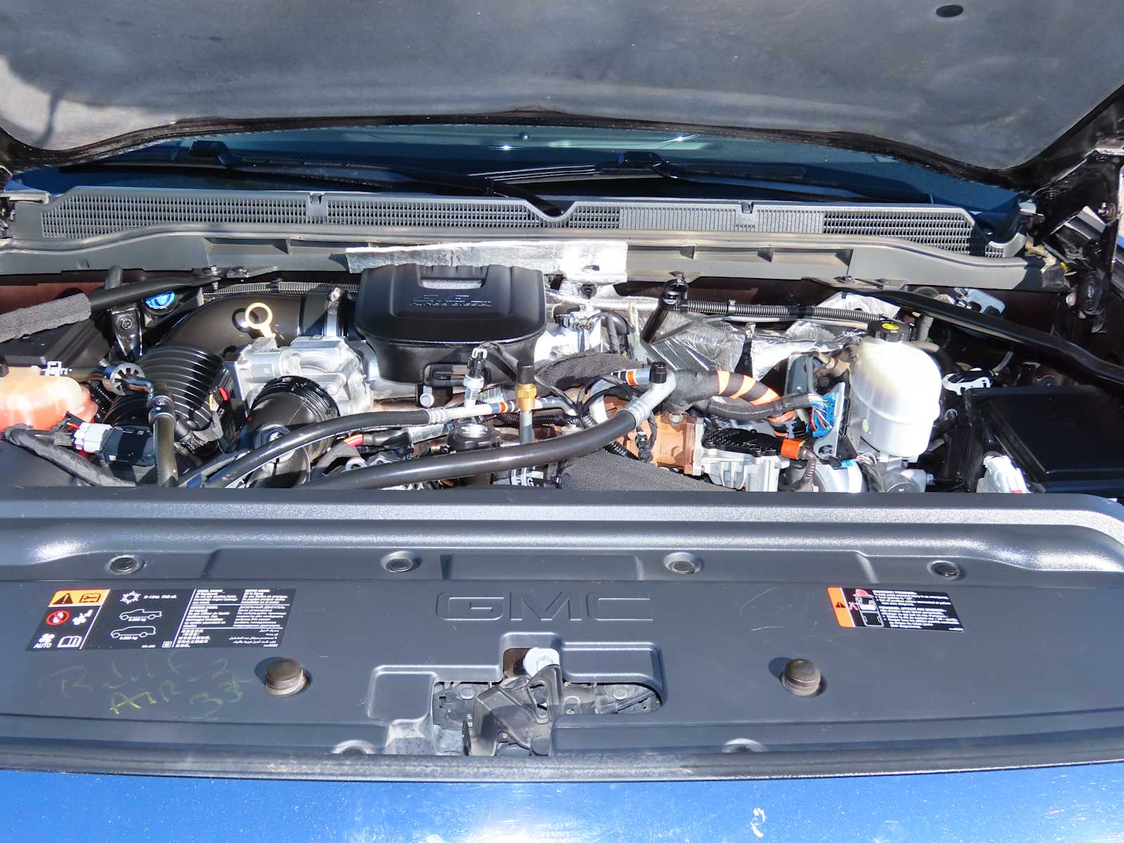 Thumbnail: 2016 GMC Sierra 2500 - 16