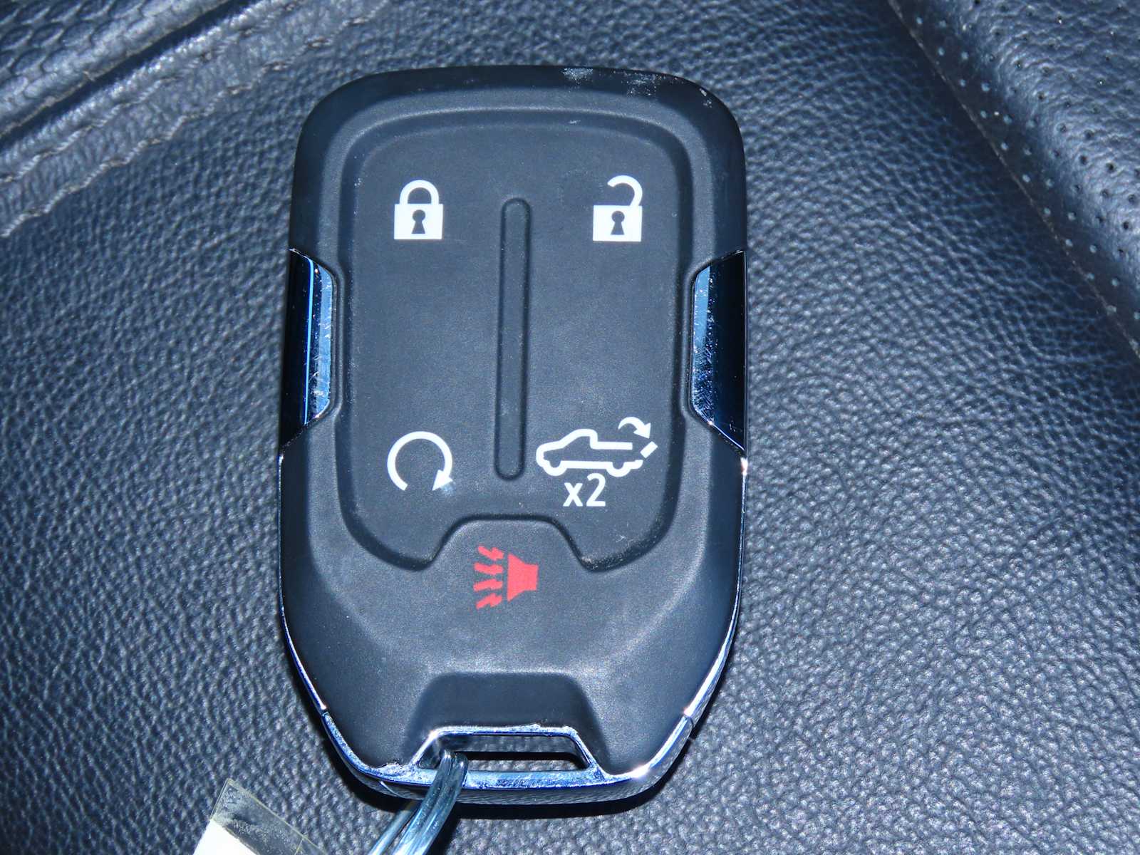 Thumbnail: 2019 Chevrolet Silverado 1500 - 36