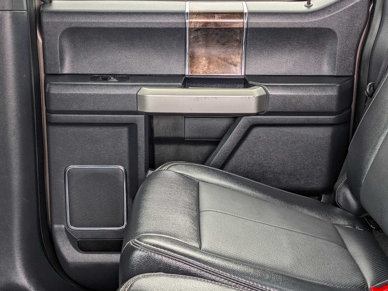 Thumbnail: 2022 Ford Econoline - 20
