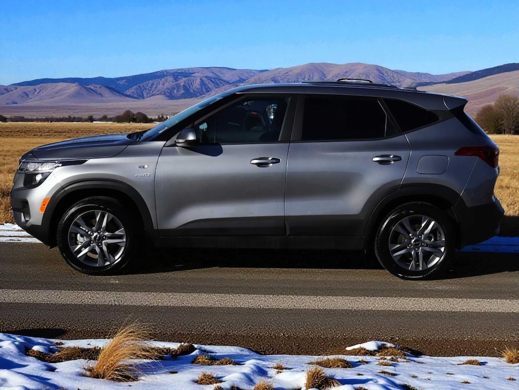 Used 2023 Kia Seltos LX SUV