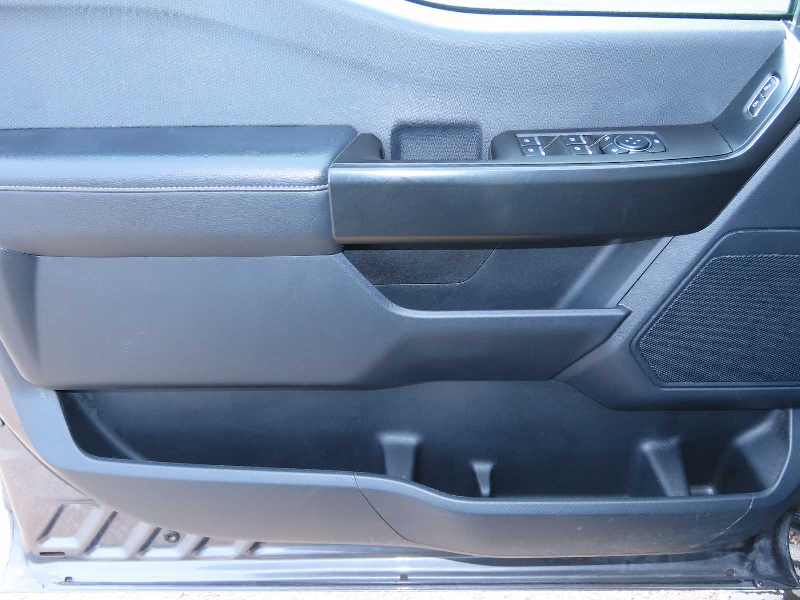 Thumbnail: 2023 Ford F-150 - 18