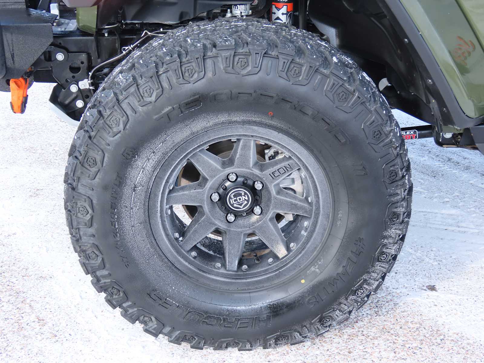 Thumbnail: 2023 Jeep Gladiator - 14